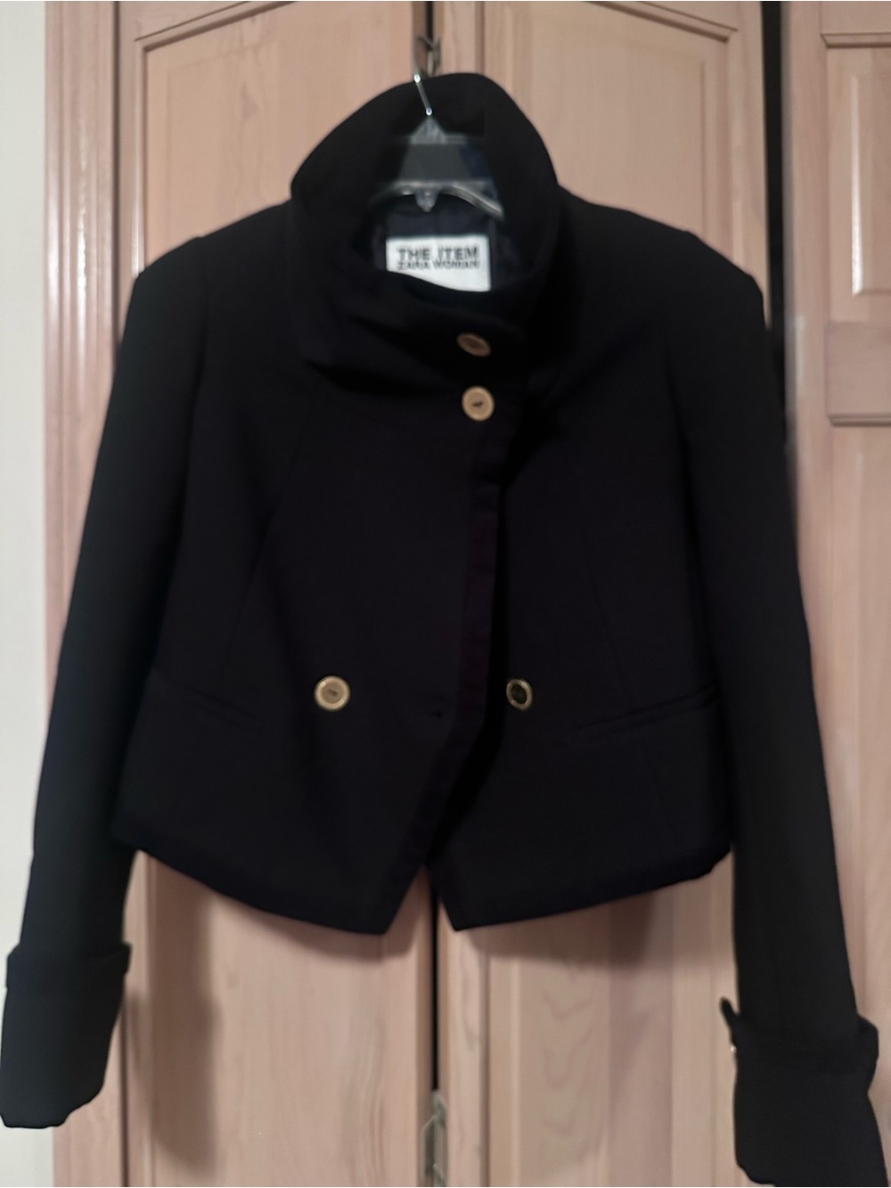 NWT Zara Woman Black Cropped Button-up Jacket with Gold Buttons